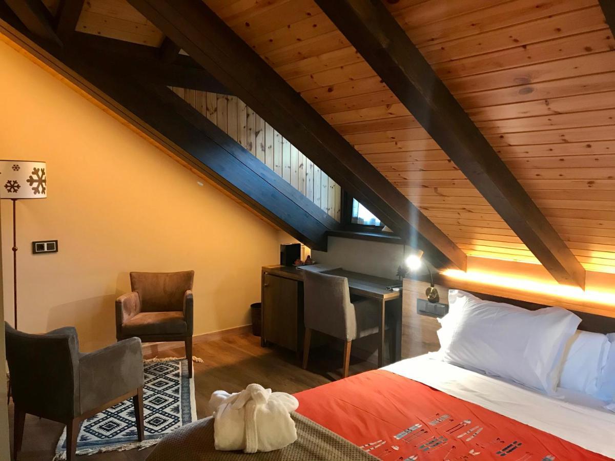 בנאסקה Hotel Boutique La Neu מראה חיצוני תמונה