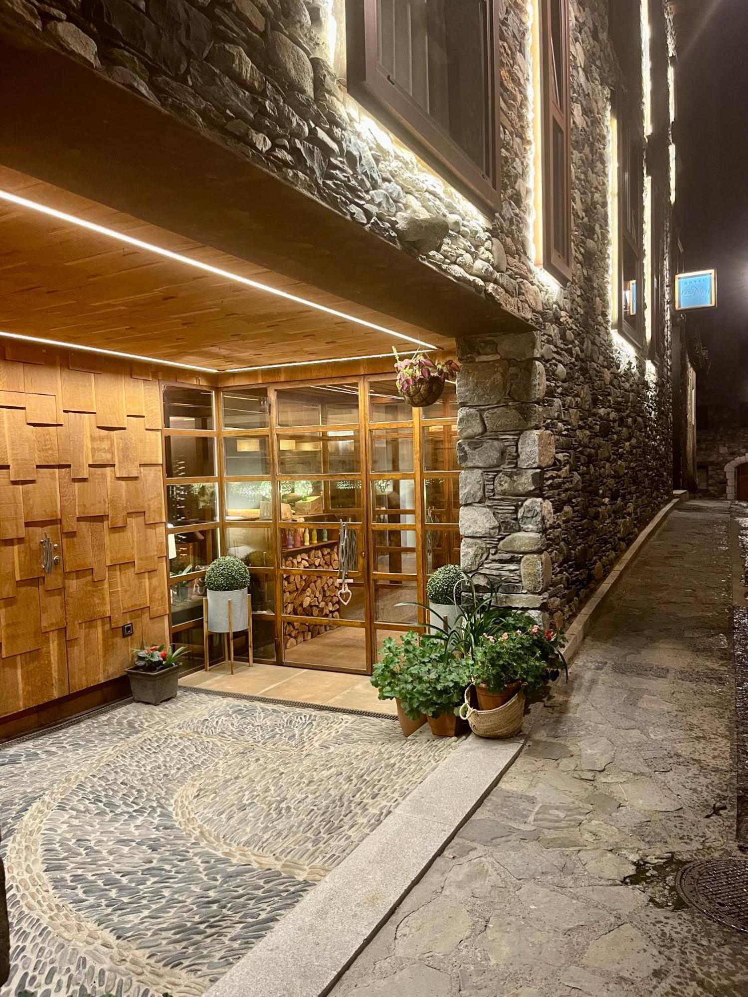 בנאסקה Hotel Boutique La Neu מראה חיצוני תמונה